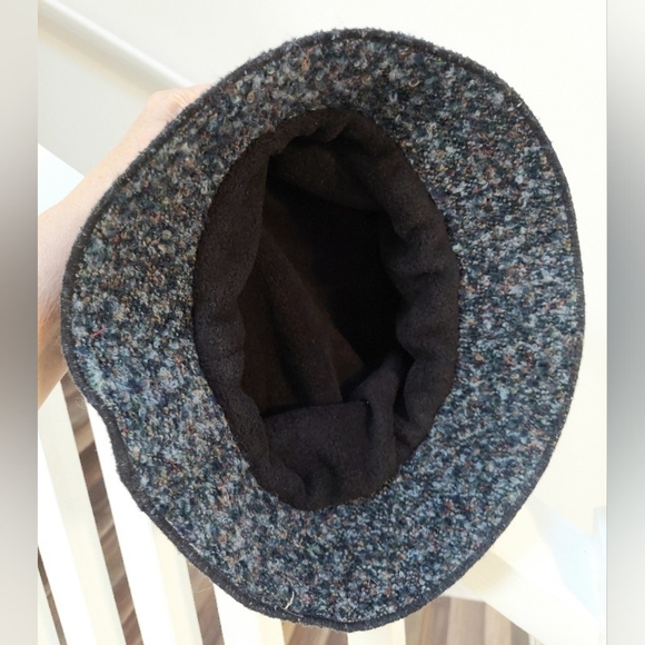 Ossi NY Hat, Tweed, Blue & Black, Stitched Layers, Boucle, Soft Felt